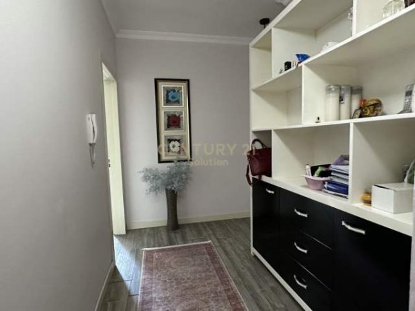 Tirane, shes apartament 2+1 Kati 9, 137.000 Euro
