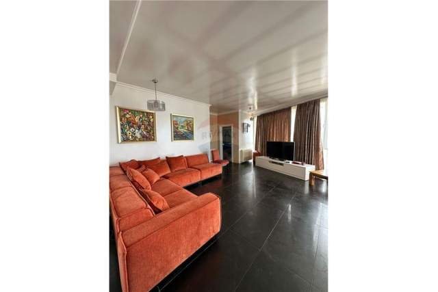Tirane, shitet apartament 2+1+BLK Kati 4, 153.000 €