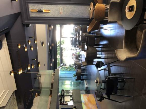 Tirane, jepet me qera lokal Kati 0, 160 m² 150 Euro (Foto Xhavella)