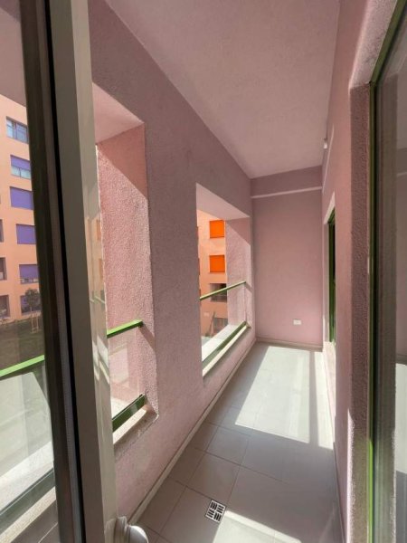 Tirane, jepet me qera apartament 2+1+BLK Kati 3, 82 m² 300 Euro
