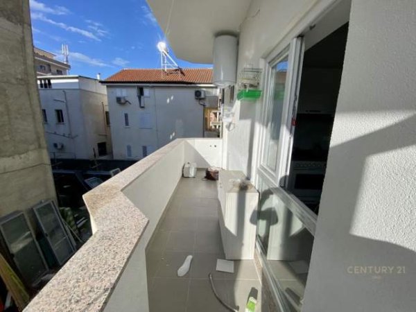 Tirane, shitet apartament 1+1+BLK Kati 2, 86 m² 89.000 Euro (Rruga Siri Kodra Prane Bulevardit te Ri, Ish Staci)