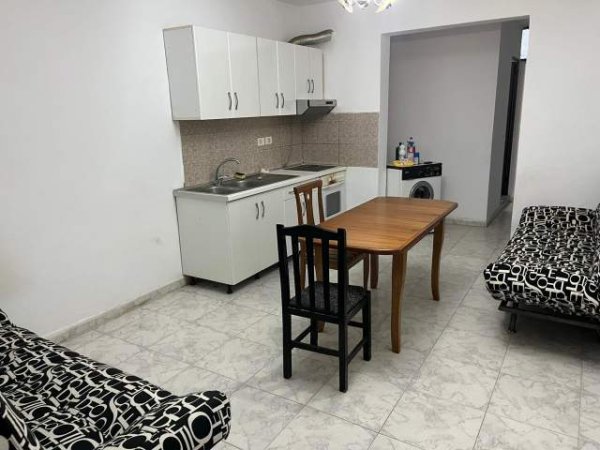 Tirane, jepet me qera apartament 1+1 Kati 5, 45 m² 35.000 Leke (rruga Ndre Mjeda)