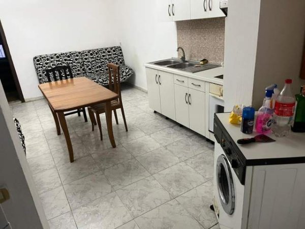 Tirane, jepet me qera apartament 1+1 Kati 5, 45 m² 35.000 Leke (rruga Ndre Mjeda)