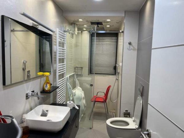 Tirane, jepet me qera apartament 2+1+A+BLK Kati 1, 76 m² 450 Euro (IRFAN TOMINI)