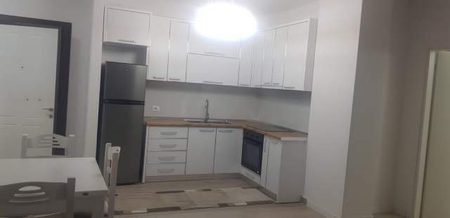Tirane, jepet me qera apartament 2+1+BLK Kati 4, 97 m² 400 Euro (Teodor Keko)