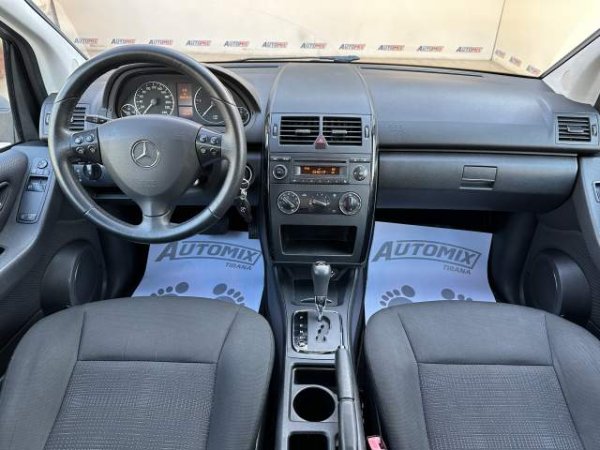 Tirane, shes makine Mercedes-Benz a-class 160 Viti 2010, 6.300 Euro