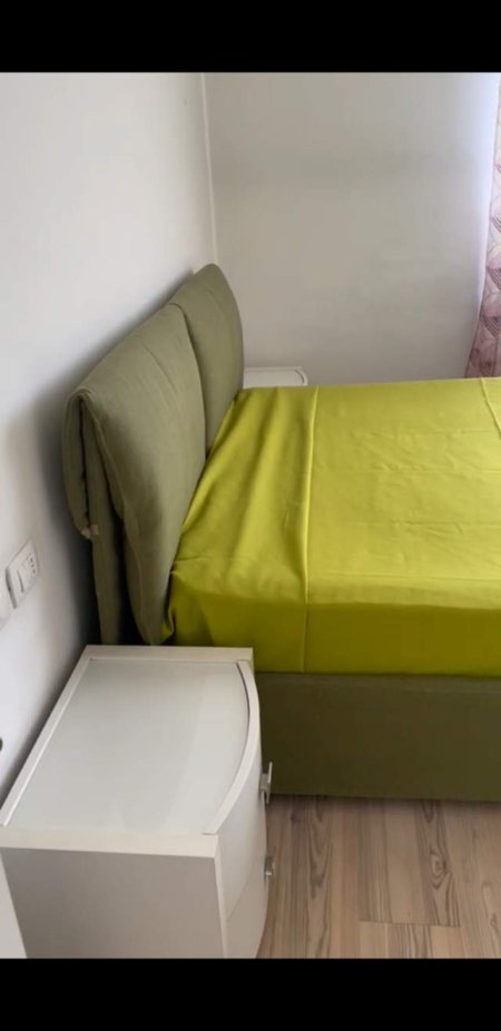 Tirane, jepet me qera apartament 2+1+BLK Kati 4, 105 m² 600 Euro