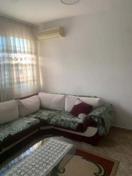 Tirane, jepet me qera apartament 2+1+BLK Kati 3, 83 m² 40.000 Leke (Rr. Pandeli Cale)