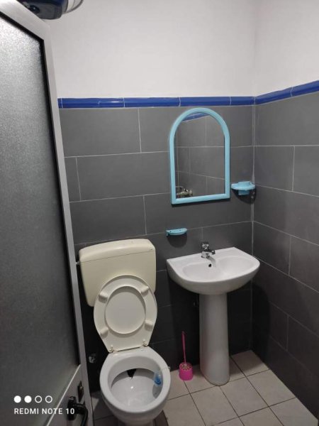 Tirane, jepet me qera garsonier 1+1+A+BLK Kati 2, 40 m² 16.500 Leke (RRUGA E KAVAJES)