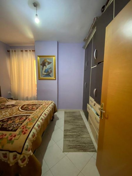Tirane, shitet apartament 1+1 Kati 5, 57 m² 60.000 Euro (Unaza E Re Astir)