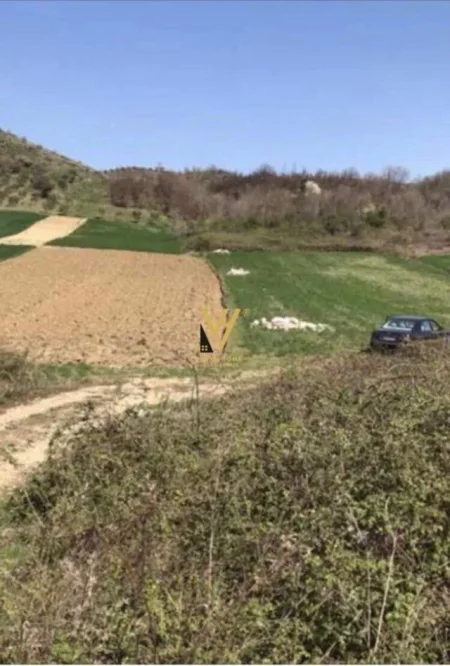 Gjiri Lalezit, shes toke 7.000 m² 300.000 Euro (gjiri lalzit)