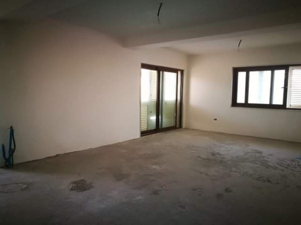 Tirane, shitet apartament 5+1 Kati 7, 313 m² 600.000 Euro (Kopshti zoologjik)