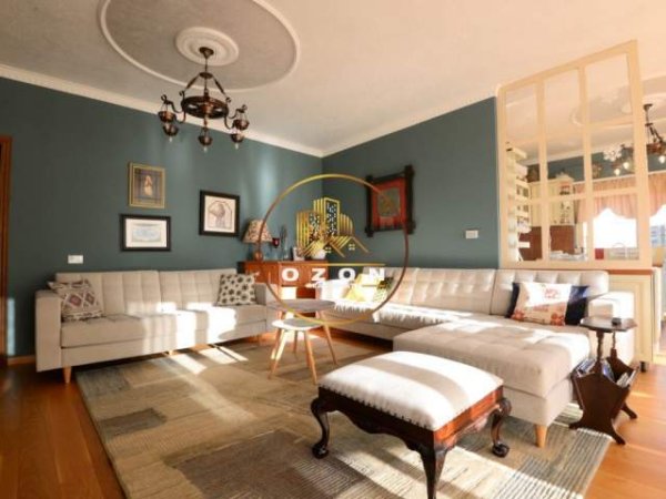 Tirane, jepet me qera apartament 3+1+A+BLK Kati 6, 158 m² 1.200 Euro (RRUGA E BARRIKADAVE)