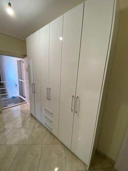 Tirane, shes apartament 1+1 Kati 5, 57 m² 72.000 Euro (rruga ferit xhajko)