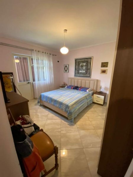 Tirane, shes apartament 1+1 Kati 5, 57 m² 72.000 Euro (rruga ferit xhajko)