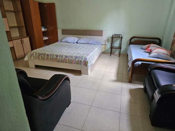 Tirane, jepet me qera shtepi 1+1 Kati 0, 75 m² 25.000 Leke (Bajram Curri Blvd)