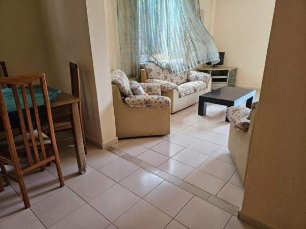 Tirane, jepet me qera shtepi 1+1 Kati 0, 75 m² 25.000 Leke (Bajram Curri Blvd)