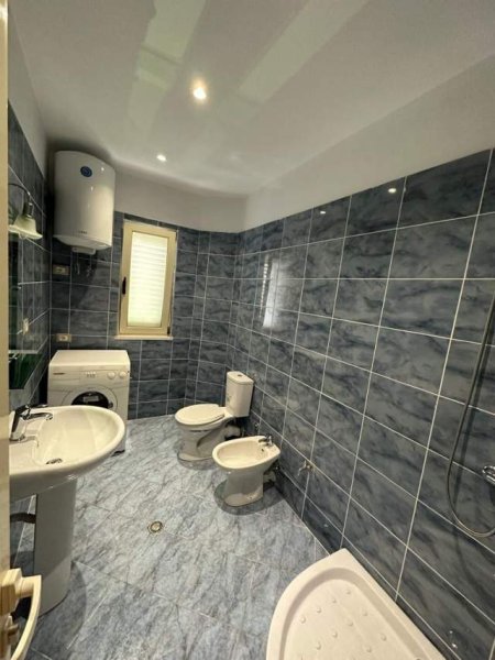 Tirane, shes apartament 2+1 Kati 5, 70 m² 90.000 Euro (Rruga e Elbasanit)