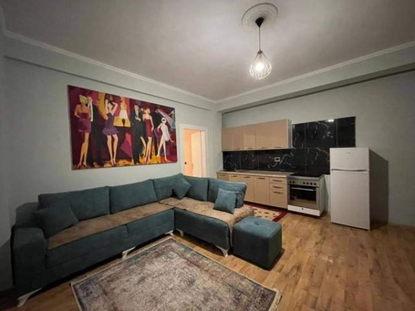 Tirane, jepet me qera shtepi 1+1+BLK Kati 3, 75 m² 40.000 Leke (Kel Kodheli)