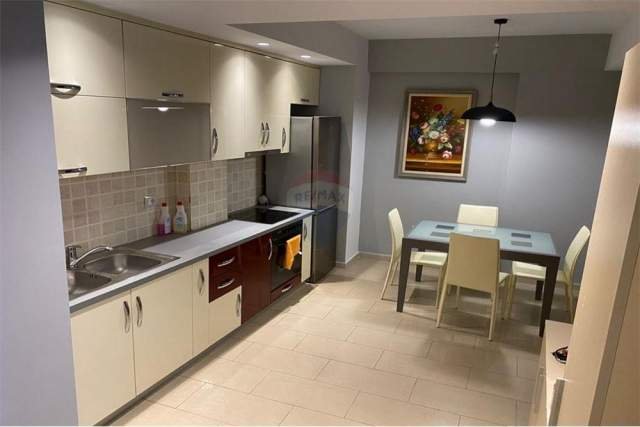 Tirane, shitet apartament 2+1+BLK Kati 10, 90 m² 162.000 Euro (Medar Shtylla)