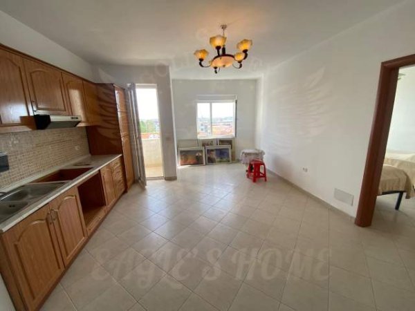 Durres, jepet me qera apartament 2+1+A+BLK Kati 5, 100 m² 180 Euro (Rrota Kuqe, Plazh Durres)