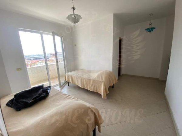 Durres, jepet me qera apartament 2+1+A+BLK Kati 5, 100 m² 180 Euro (Rrota Kuqe, Plazh Durres)