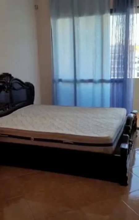 Tirane, jepet me qera apartament 1+1+Ballkon Kati 6, 70 m² 450 € (afer fish time)