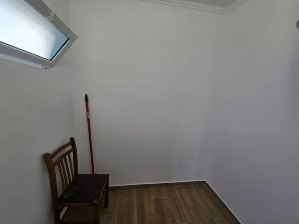 Tirane, shitet apartament 1+1+Ballkon Kati 3, 50 m² 