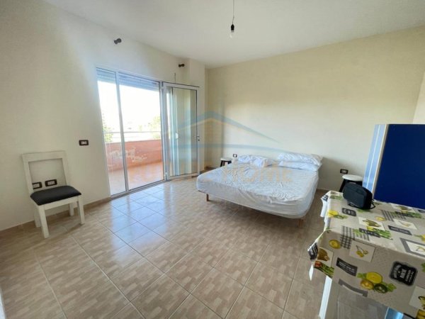 Golem, shitet apartament 2+1 Kati 3, 101 m² 111.000 € (Golem, prane Fafa Resort 1)