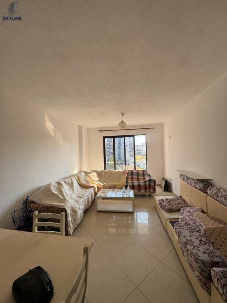 Tirane, jepet me qera apartament 2+1 Kati 3, 90 m² 350 € (Astir)