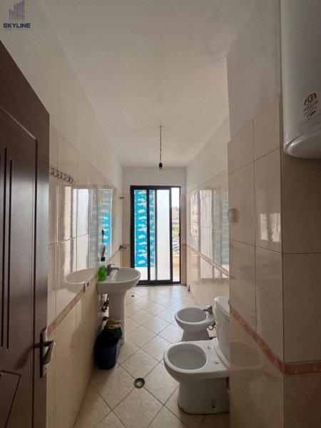 Tirane, jepet me qera apartament 2+1 Kati 3, 90 m² 350 € (Astir)