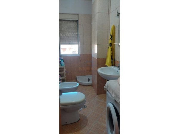 Durres, jepet me qera apartament 1+1 Kati 5, 61 m² 300 € 