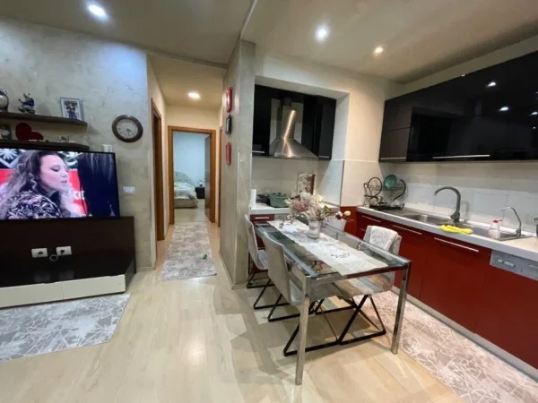 Tirane, shitet apartament 2+1 Kati 3, 98 m² 185.000 € (Don Bosko)