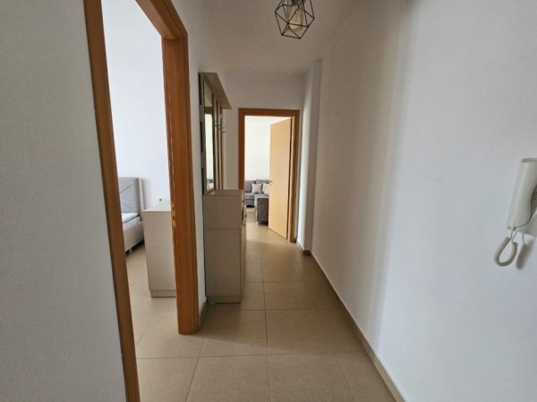 Tirane, jepet me qera apartament 1+1 Kati 2, 70 m² 300 € (Rruga e Dajtit, Fresku, ID: 530581007-55)