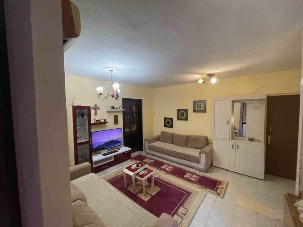 Tirane, shitet apartament 1+1 Kati 4, 62 m² 103.000 € (Bar Oslo Fusha e Aviacionit)