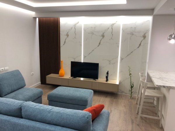 Tirane, jepet me qera apartament 2+1 Kati 2, 85 m² 1.200 € (LIBRI UNIVERSITAR)