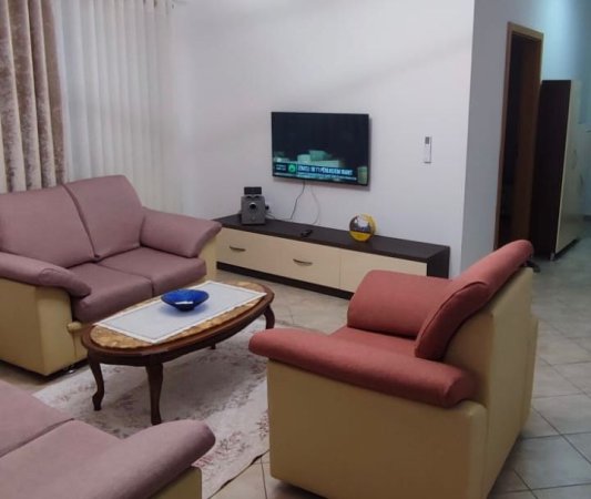 Me Qera : 1+1📍21 Dhjetori (Kompleksi Kontakt) - 520€- S. 70m² - Vendodhje Elitare🔥