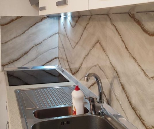 Me Qera : 1+1📍21 Dhjetori (Kompleksi Kontakt) - 520€- S. 70m² - Vendodhje Elitare🔥