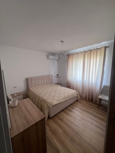 Tirane, jepet me qera apartament 1+1 Kati 3, 65 m² 700 € (KRYQEZIMI I 21 DHJETORIT)