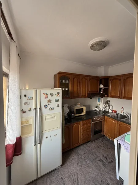 Tirane, jepet me qera apartament 2+1+Aneks+2Ballkone , 113 m² 800 € (Bulevardi Zogu I)