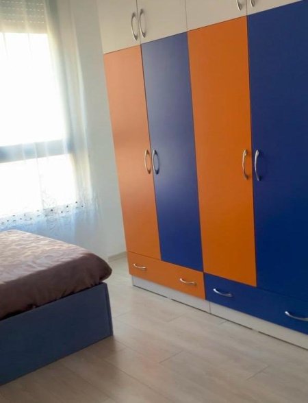Tirane, jap me qera apartament 3+1+Ballkon Kati 5, 105 m² 600 € (Kinostudio)