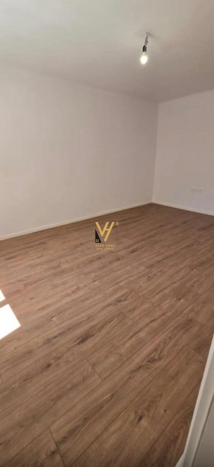 Tirane, shitet apartament 1+1+Ballkon Kati 2, 53 m² 110.000 € (RRUGA MUHAMET GJOLLESHA)