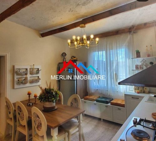 Tirane, shitet apartament 2+1+Ballkon Kati 4, 92 m² 173.000 € (SIRI KODRA)