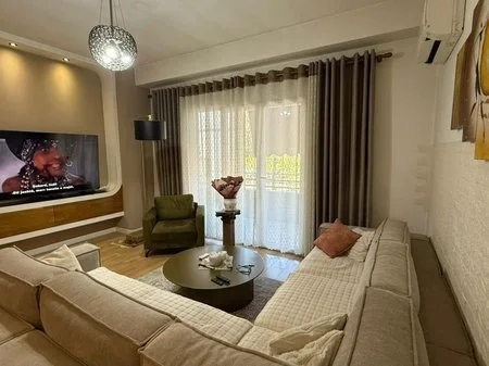Tirane, shitet apartament 2+1+Ballkon Kati 1, 114 m² 157.000 € (Yzberisht)