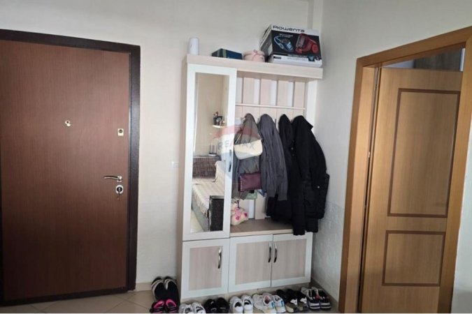 shitet apartament 1+1+Ballkon 115.000 €