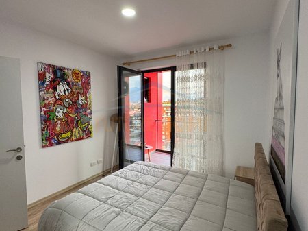 Tirane, jepet me qera apartament 1+1 Kati 7, 65 m² 450 € 