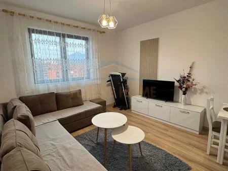 Tirane, jepet me qera apartament 1+1 Kati 7, 65 m² 450 € 