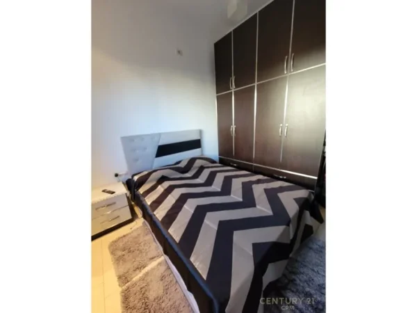 Tirane, jepet me qera apartament 2+1 Kati 1, 80 m² 500 € (Astir)