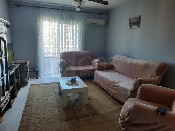 Tirane, jepet me qera apartament 2+1+Aneks+Ballkon Kati 9, 100 m² 500 € (Laprake , Tek Semafori.)