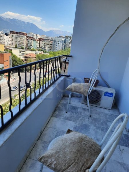 Tirane, jepet me qera apartament 2+1+Aneks+Ballkon Kati 9, 100 m² 500 € (Laprake , Tek Semafori.)
